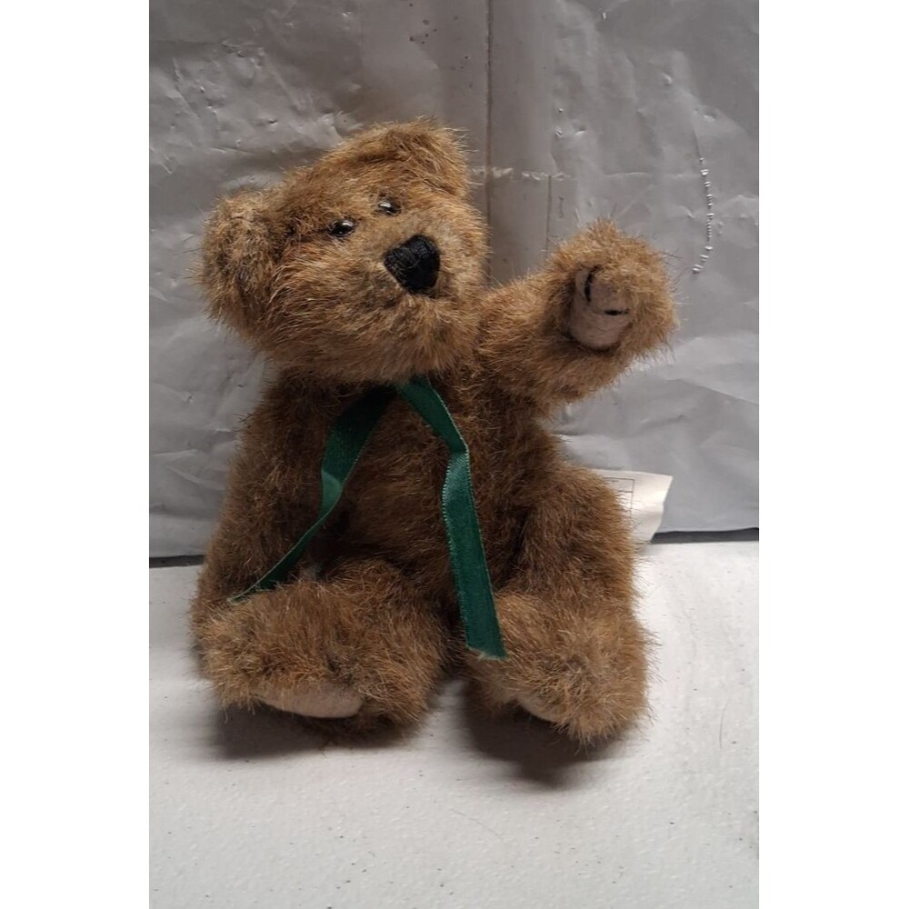 Boyds Bear Collection 1990’s 6” Boyds Bear Movable Joints with Ribbon